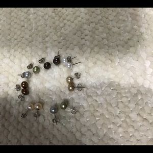 Honara pearl studs, 7 pairs of various colors